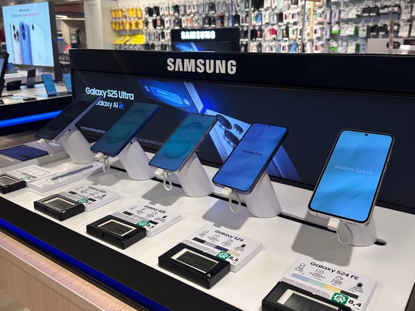 Smartphone samsung, samsung galaxy s25, samsung s25+, samsung s25 ultra, samsung s25, ecran large, stylet samsung note