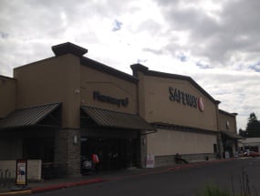 Safeway Store Front Picture at 6701 E Mill Plain Blvd in Vancouver WA