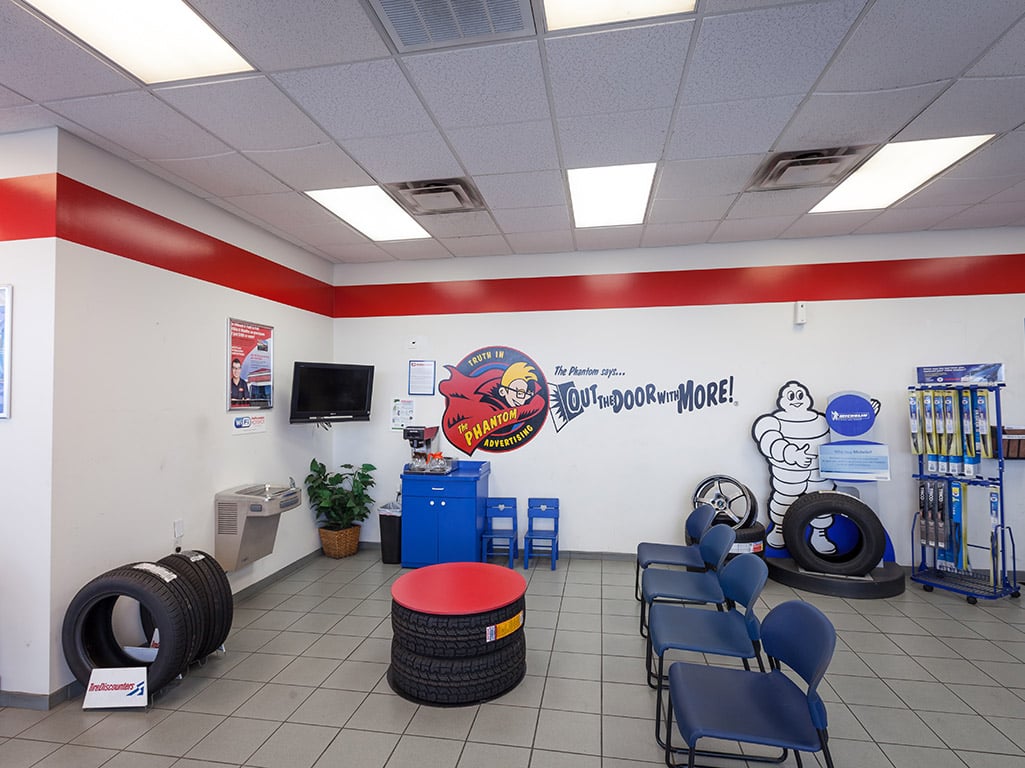 Tire Discounters Winford ByPass tires, alignment, brakes, autoglass in Hamilton, OH