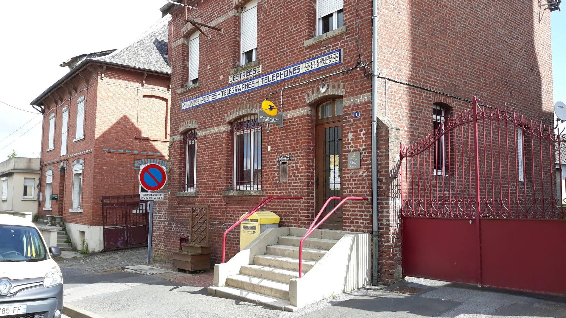 Photo du point La Poste Agence Communale ESTREES Mairie
