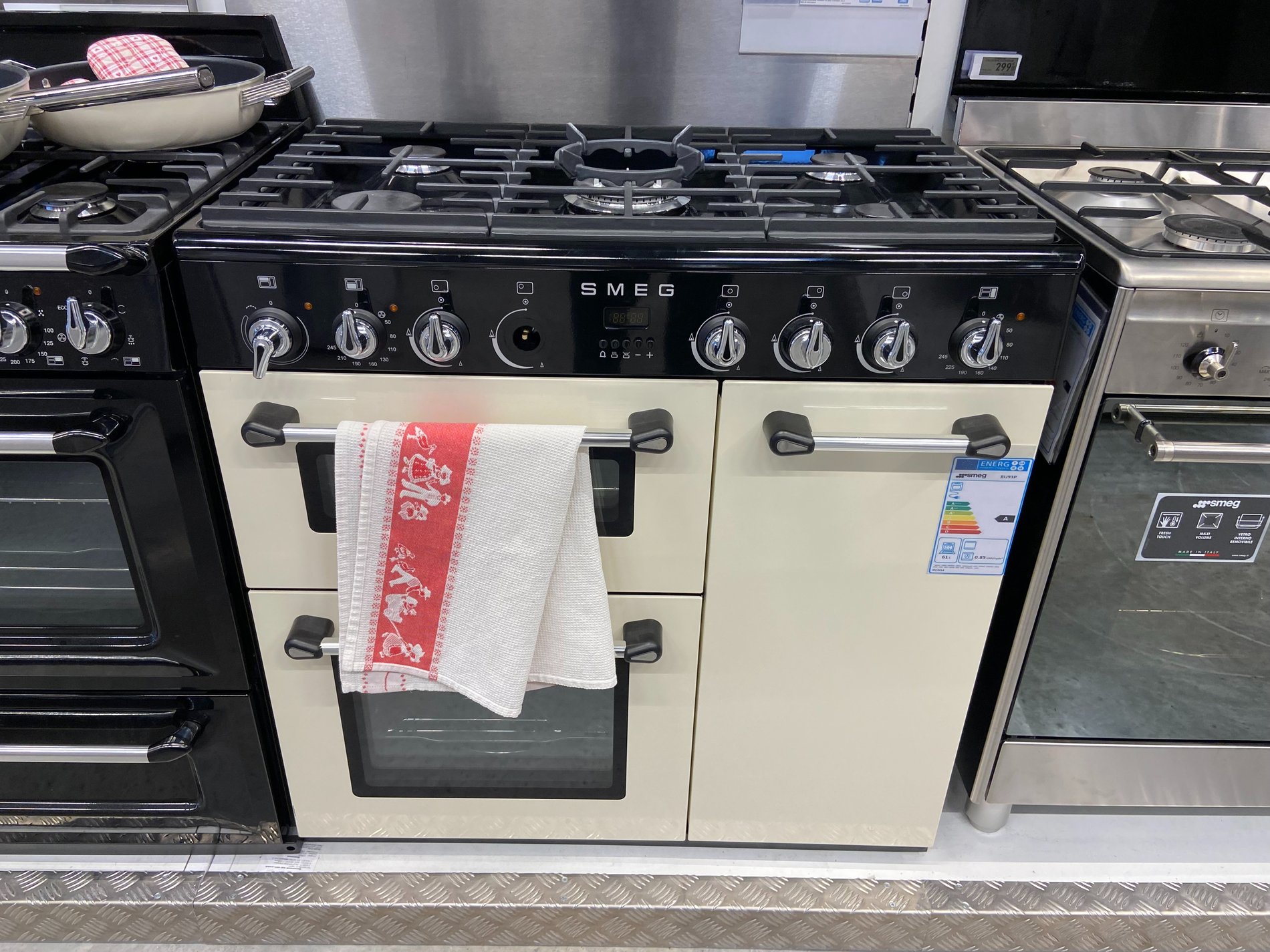 gazinière smeg boulanger colmar