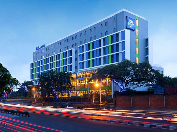 Hotel Jakarta: ibis hotels for a weekend break or business trip in Jakarta