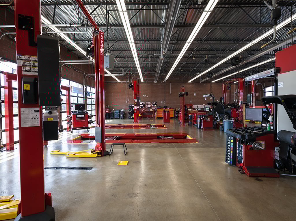 Tire Discounters Spring Hill tires, alignment, brakes, autoglass in