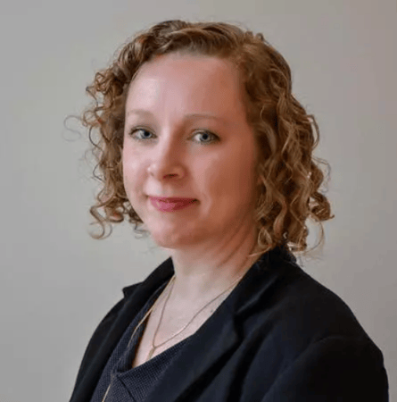 Photo of Lesley Mairin