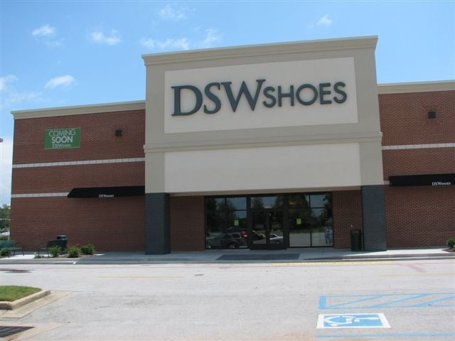 shoe department chattanooga tn