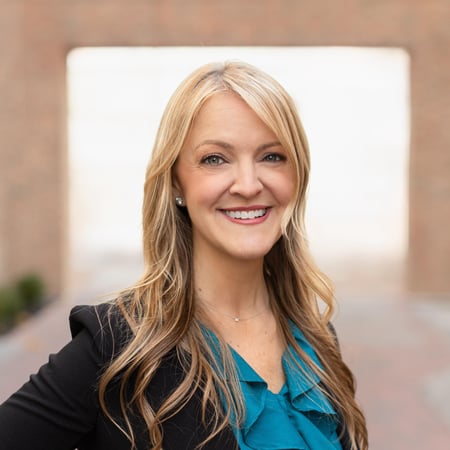 Photo of Kristen Thomas