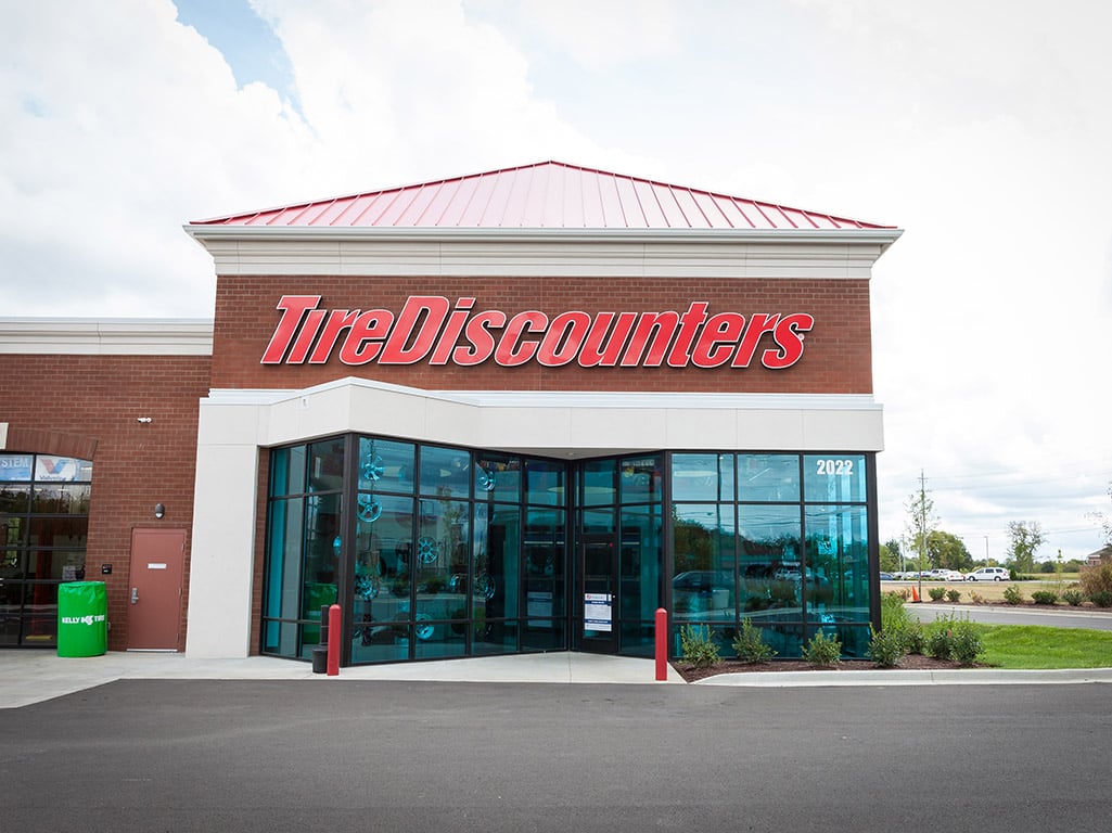 Tire Discounters MTSU tires, alignment, brakes, autoglass in