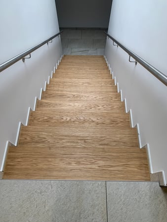 Burckel serrurerie - Habillage escalier Chêne