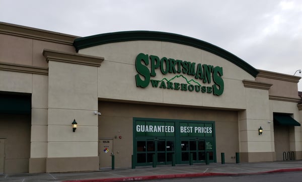 The front entrance of Sportsman's Warehouse in Stockton