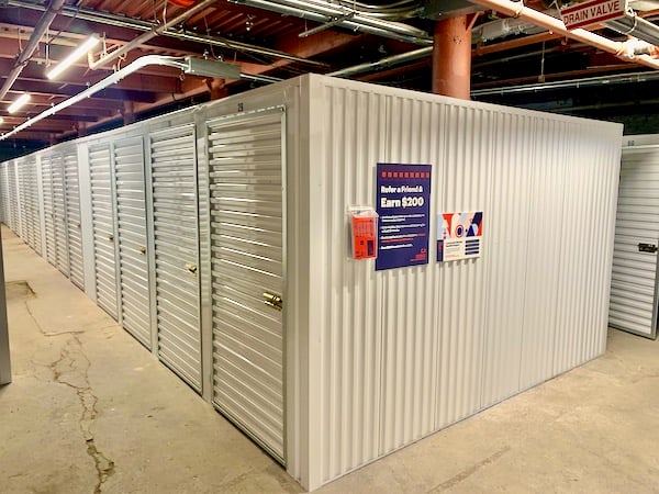 Lower Manhattan Storage Facility - Local Locker Storage