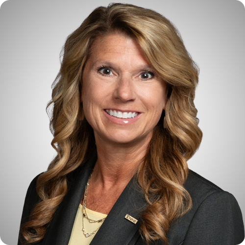 Shannon Shaw, Private Banking Officer