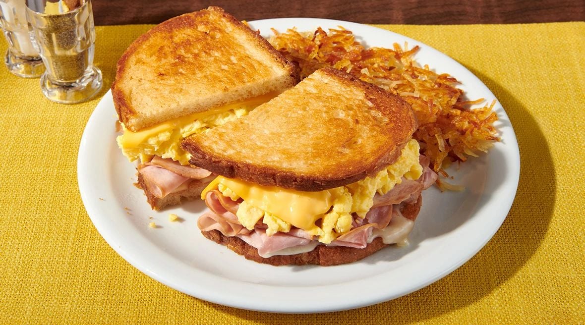 Denny's : Brunch,Breakfast,Burgers & Sandwiches,Pancakes,Fit Fare,Kids Eat  Free,55+ Menu,Milkshakes,Grand Slam,Order Online,Late Night,Free Wifi,Dennys  Menu,To Go Menu,Nutrition Information,Dennys Delivery in Mesa, AZ