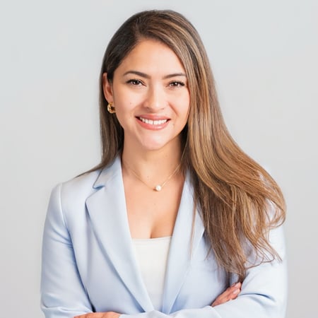 Photo of Bella Hampton