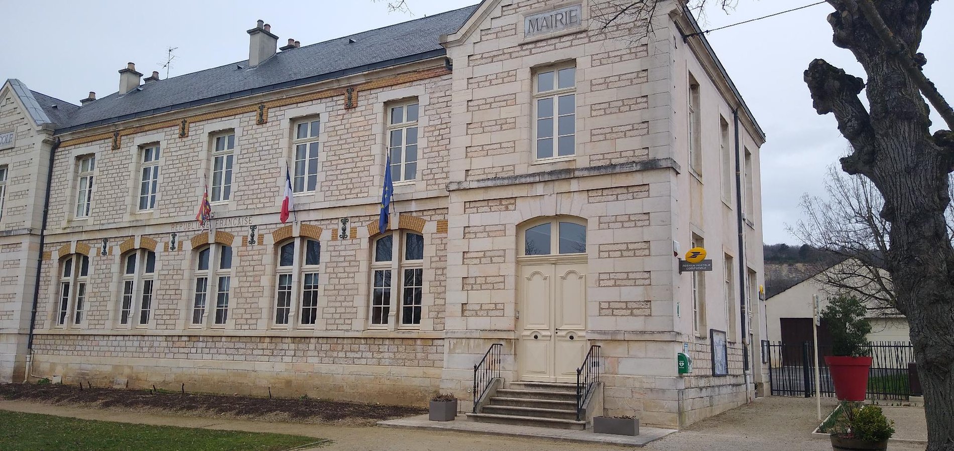 Photo du point La Poste Agence Communale CHASSAGNE MONTRACHET Mairie