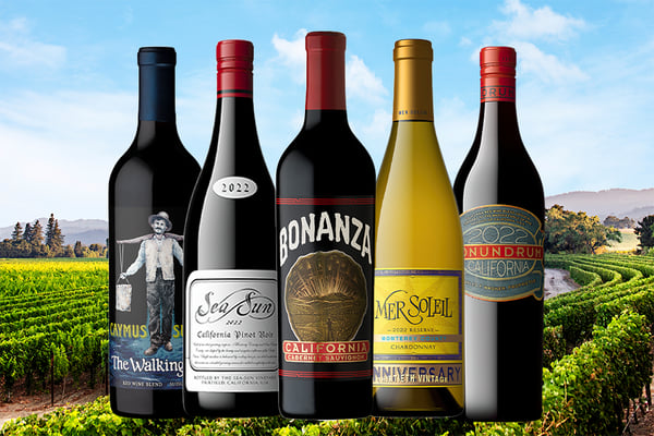 caymus vineyards wine bottles