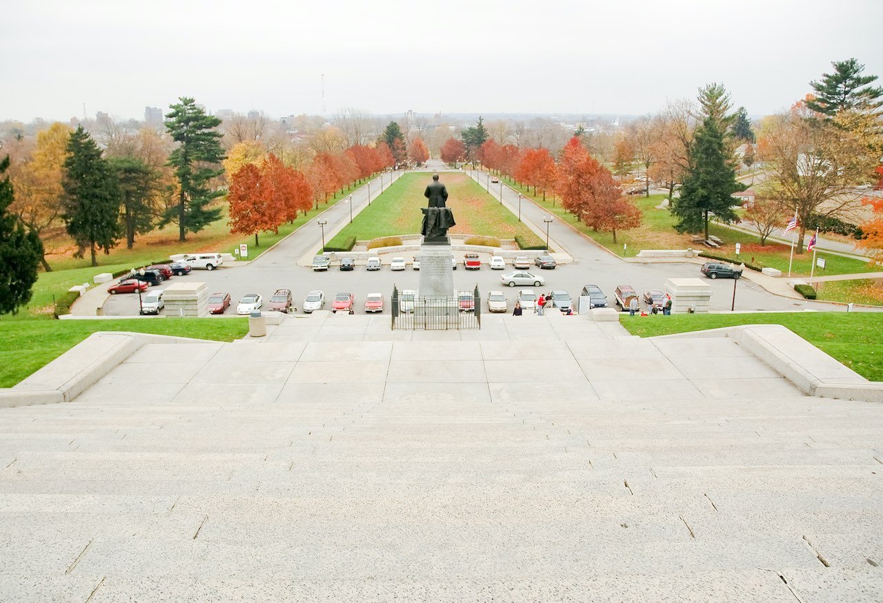 New & Used Commercial Trucks for Sale / Rent in Canton, OH