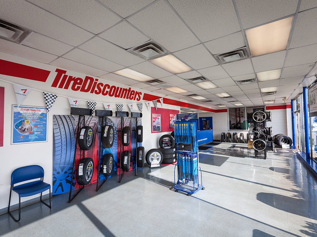 tire-discounters-lawrenceburg-tires-alignment-brakes-autoglass-in