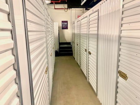 self storage facility in williamsburg brooklyn
