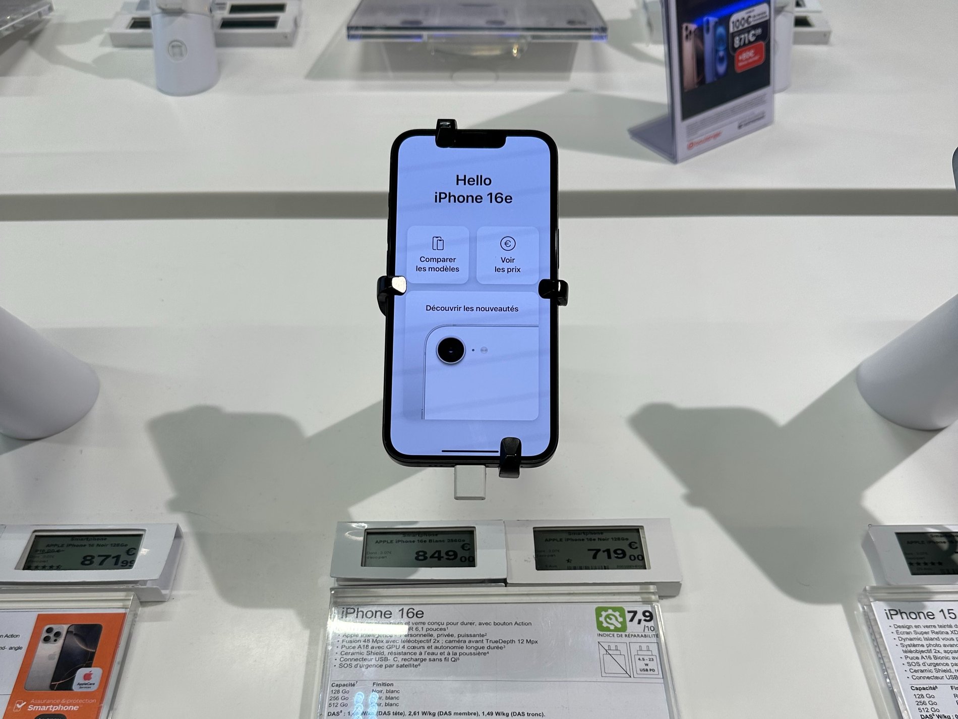 iphone 16 e dans votre magasin Boulanger Orléans Saran