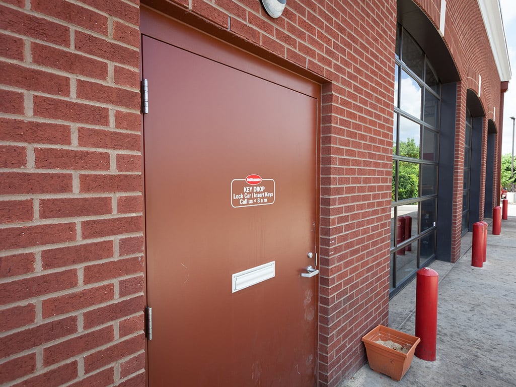 Tire Discounters Florence (US 42) tires, alignment, brakes, autoglass