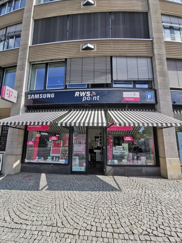 Store photo