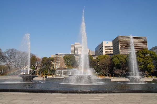 ＜03_和田倉噴水公園（クレジット：環境省皇居外苑管理事務所）キャプション＞