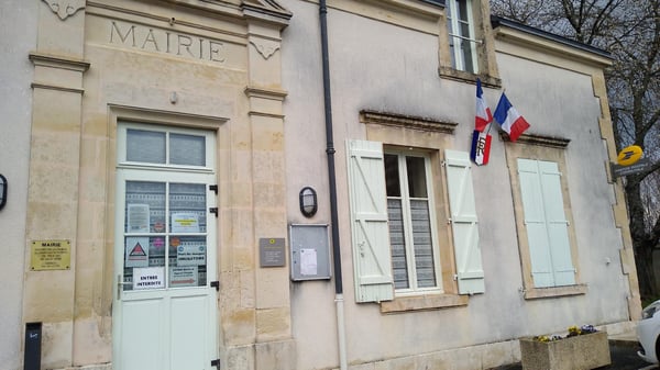 Photo du point La Poste Agence Communale GROSSOUVRE Mairie