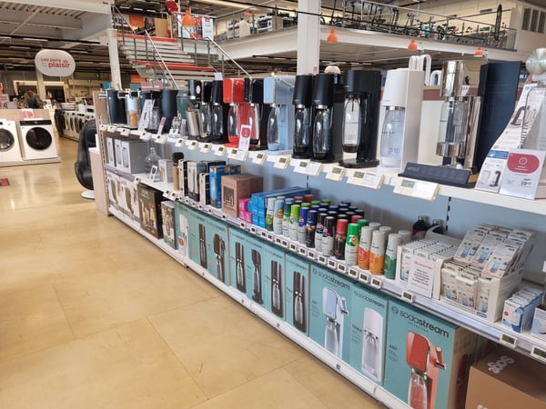 Rayon boisson froide chez Boulanger Vitrolles proche de Salon, Velaux, Rognac et Marignane