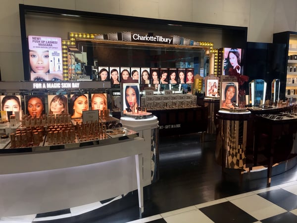 store banner