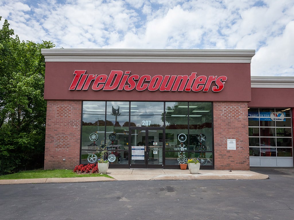 Tire Discounters Brentwood tires, alignment, brakes, autoglass in