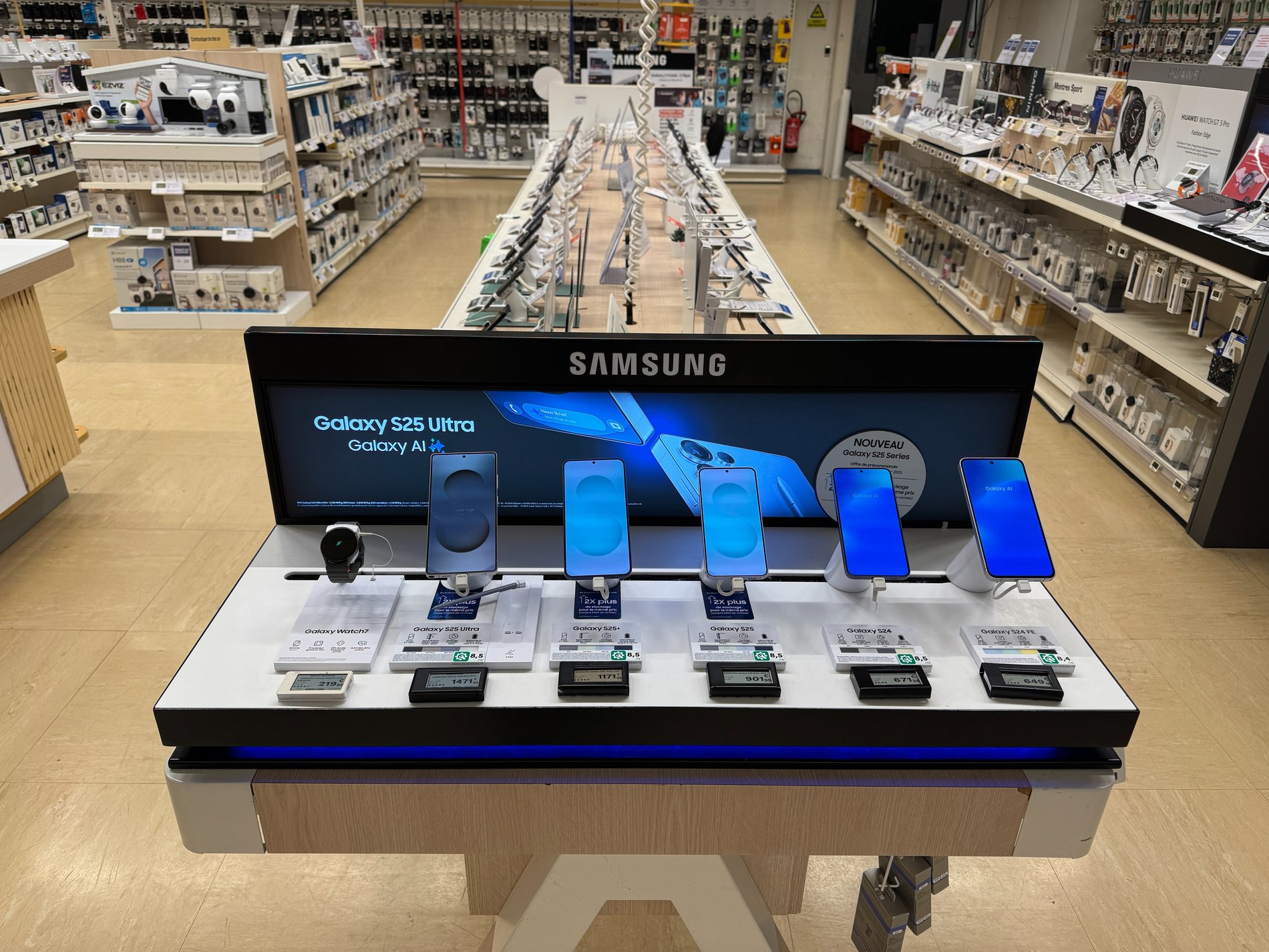 s25, smartphone, samsung, premium, ia, boulanger montévrain