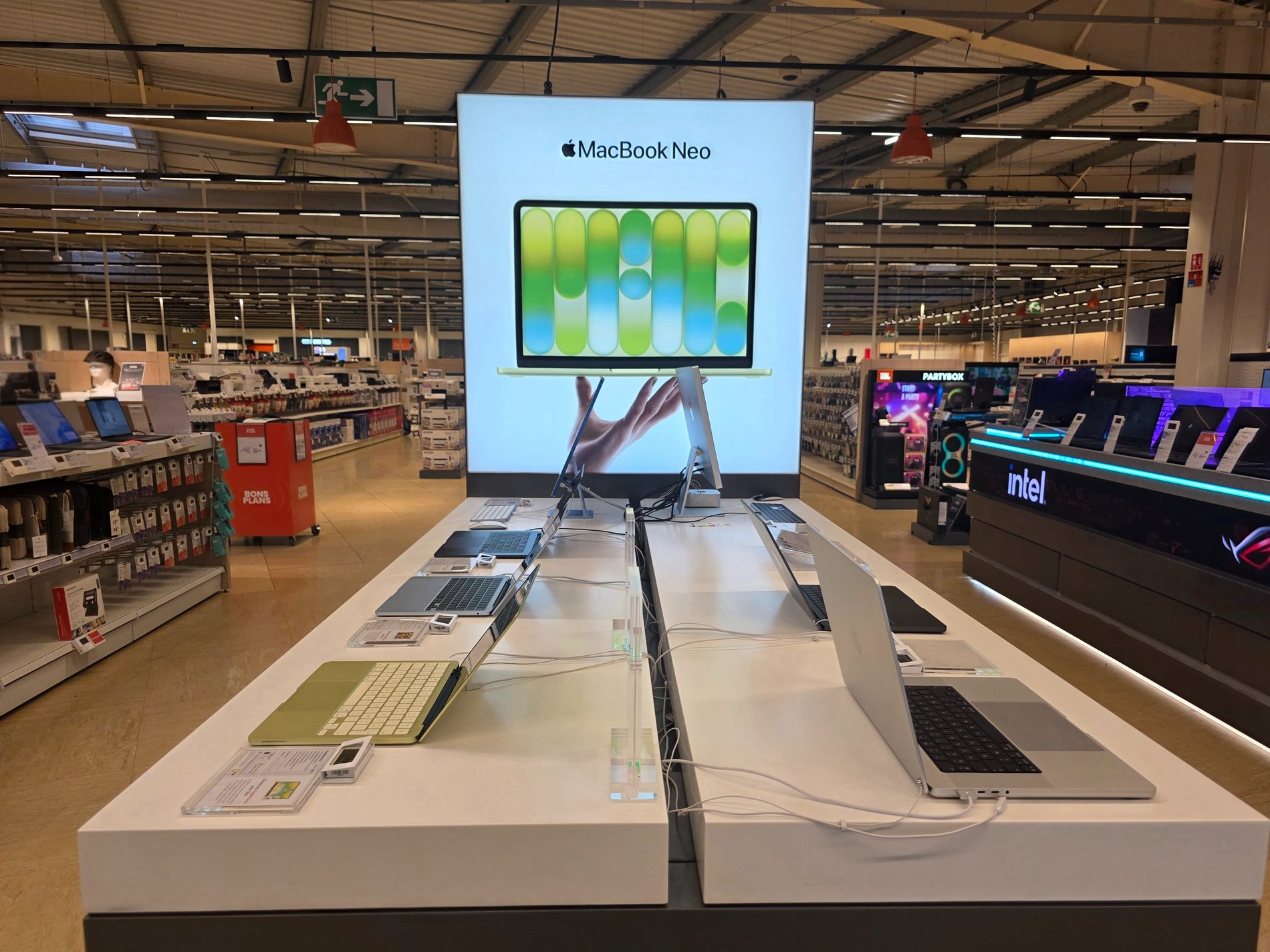 Apple McBook - Boulanger Valenciennes - Petite-Forêt