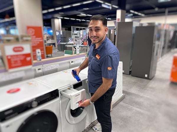 Dan vendeur polyvalent