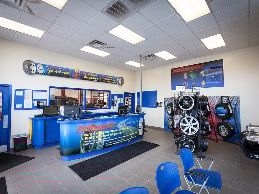 Tire Discounters Heath tires, alignment, brakes, autoglass in Heath, OH