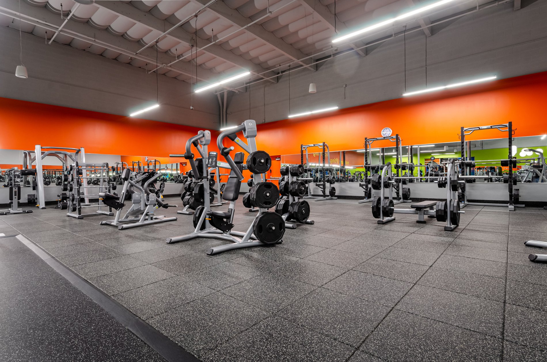 Gym & Fitness Center in Rialto | Blink Fitness Rialto, CA