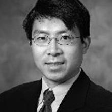 Headshot of Robert Huang