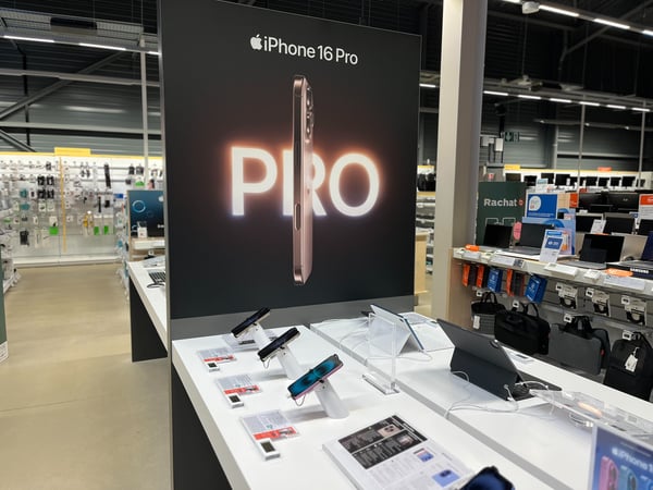 Espace Apple Boulanger Wittenheim Mulhouse iPhone 16
