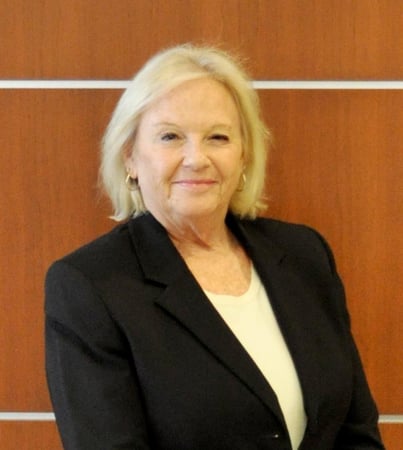 Photo of Elizabeth Andrews