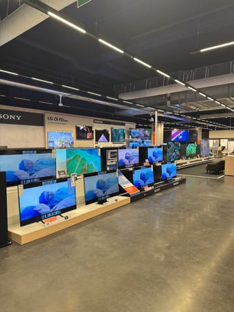 tv télévision oled qled sony samsung lg hisense philips led uled