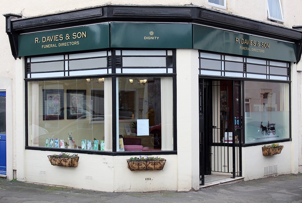 Funeral Directors Bristol, Here for your Family | R. Davies & Son